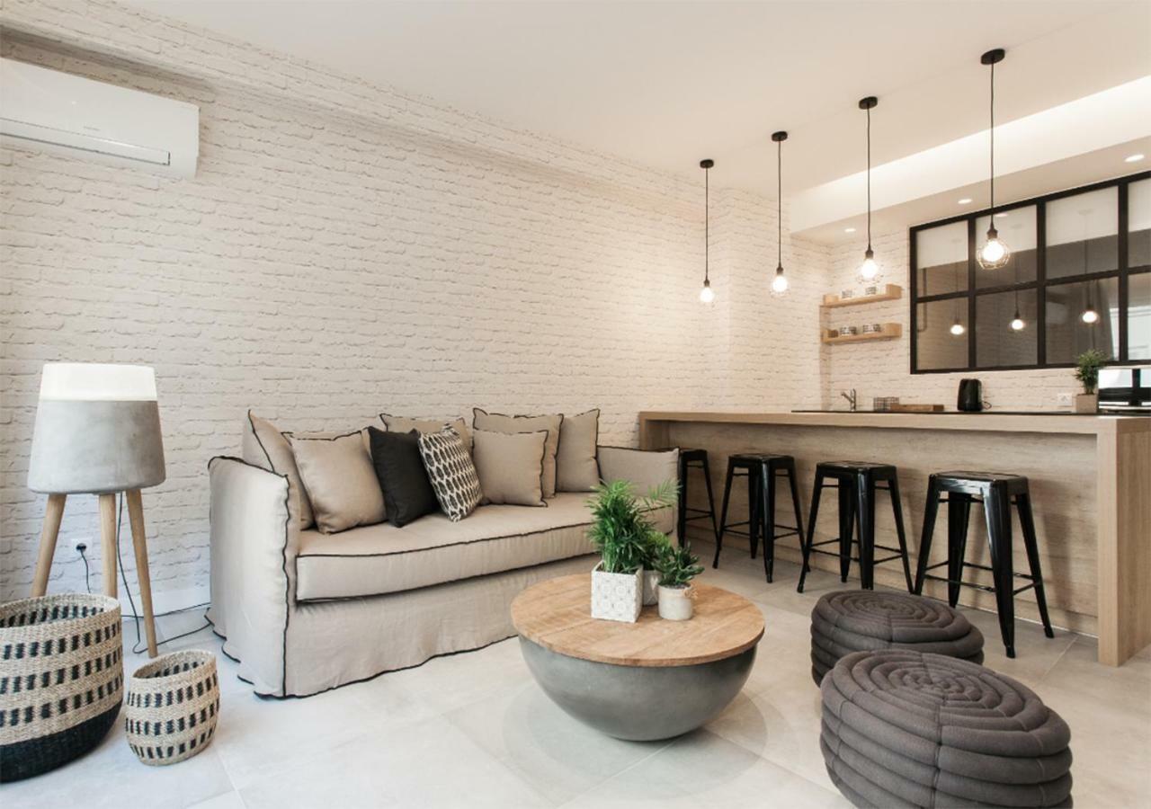 Designer Apartment - Stroll To The Acropolis เอเธนส์ ภายนอก รูปภาพ